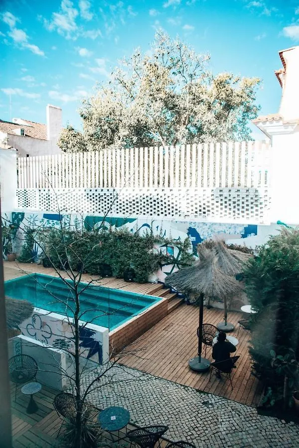 Selina Secret Garden Lisbon Vandrehjem